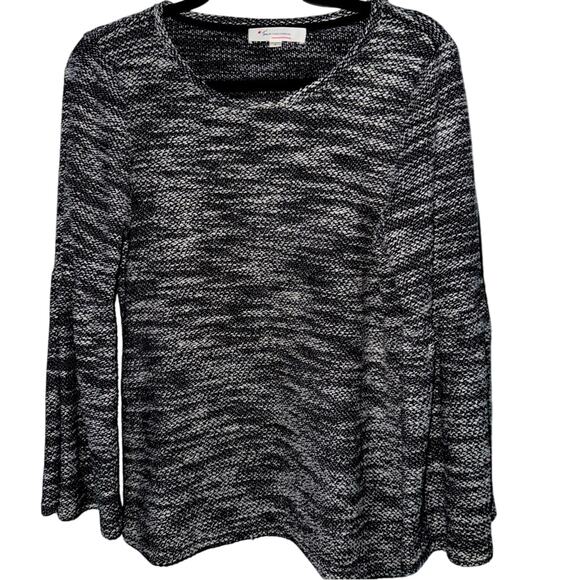 Two By Vince Camuto Women’s Sweater Size Medium Heather Gray Bell Sleeve Knit - Picture 1 of 6